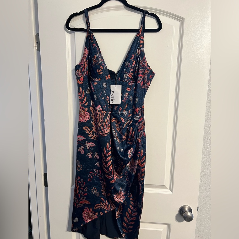 NWT Averie Halley Dress